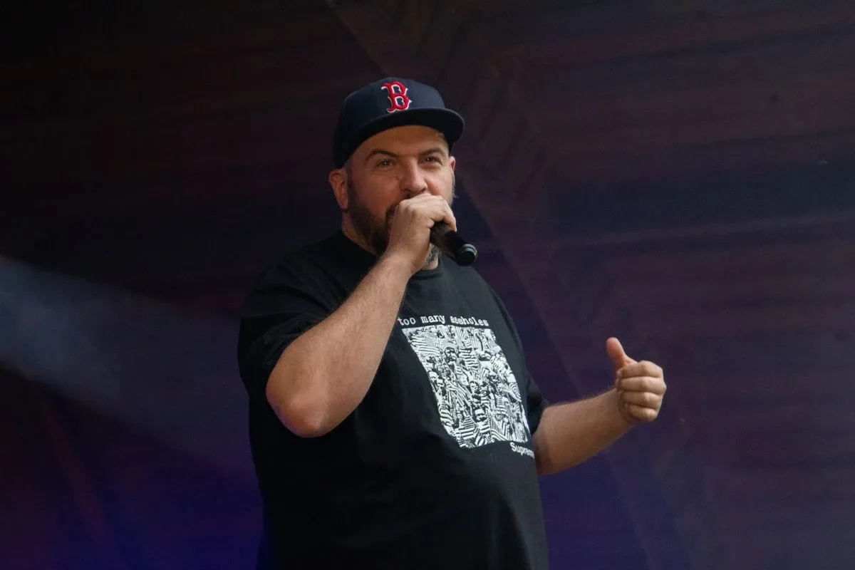 Rapowa ikona O.S.T.R. podbija Ostrów Mazowiecką - wieczór pełen muzyki i emocji (zdjęcia, wideo)