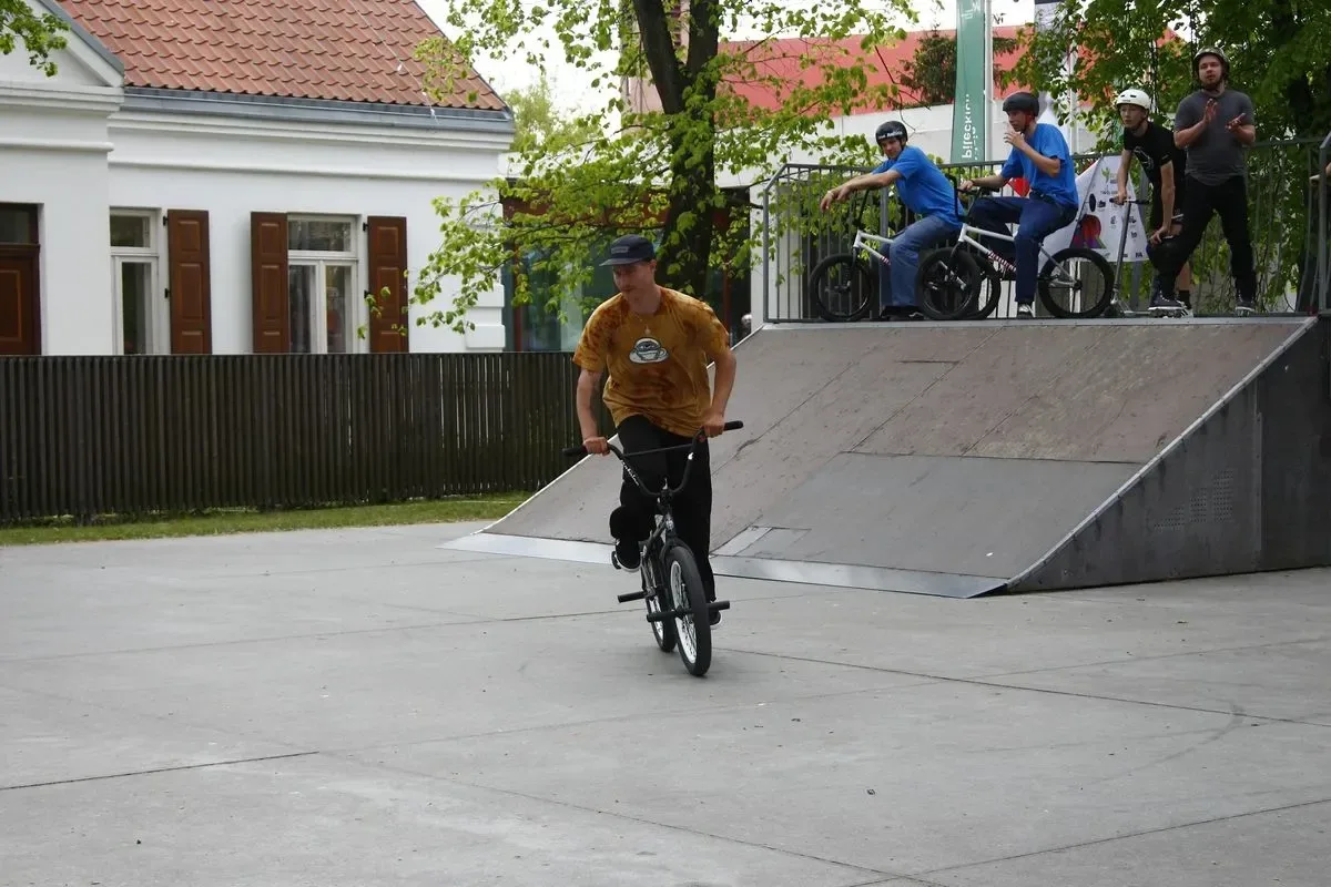 Ułański Skate JAM 2023. Ekstremalne emocje i niezapomniane chwile na Skateparku w Ostrowi Mazowieckiej (zdjęcia)