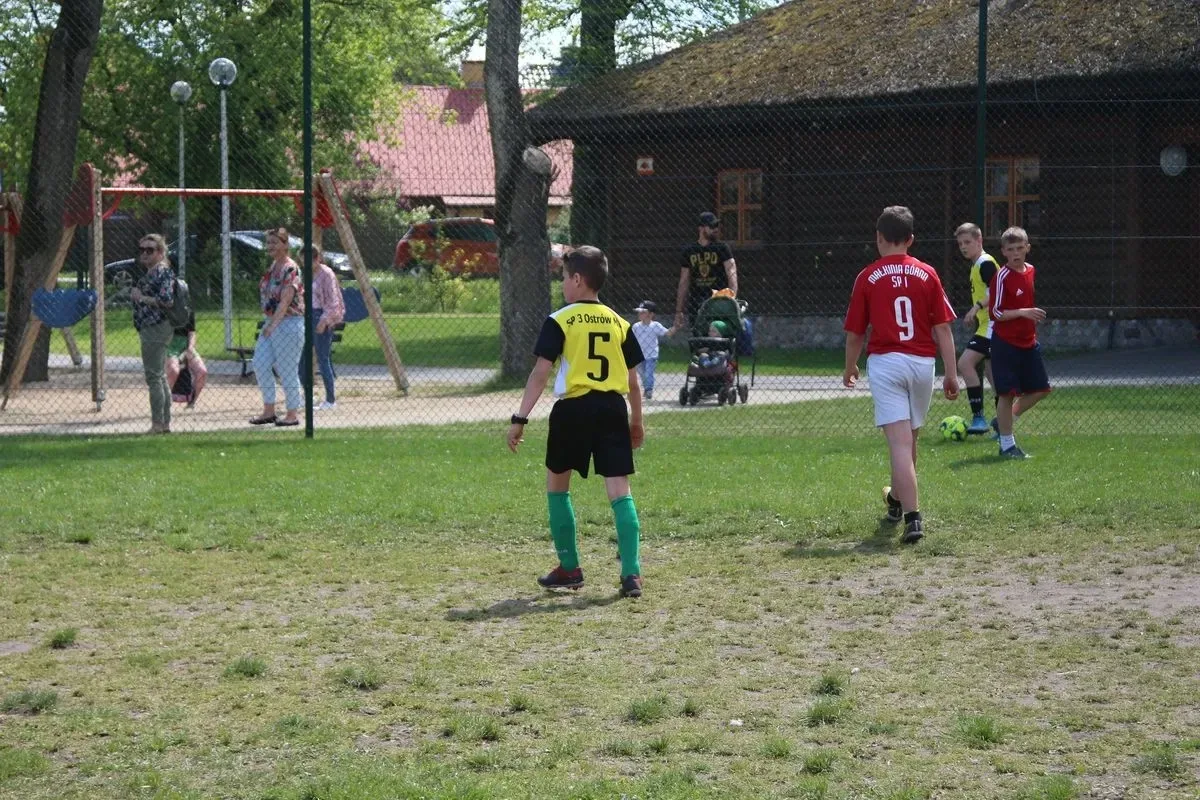 Emocje, pasja i hołd dla bohatera. Turniej piłki nożnej podczas VII Święta Rotmistrza Pileckiego (zdjęcia)