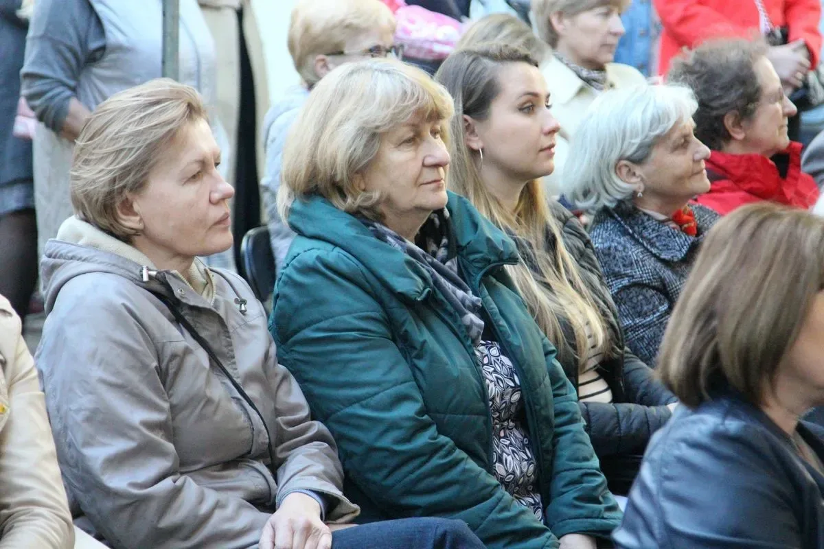 Olga Bończyk zaserwowała niezapomniany koncert z okazji jubileuszu 95-lecia biblioteki! (zdjęcia, wideo)