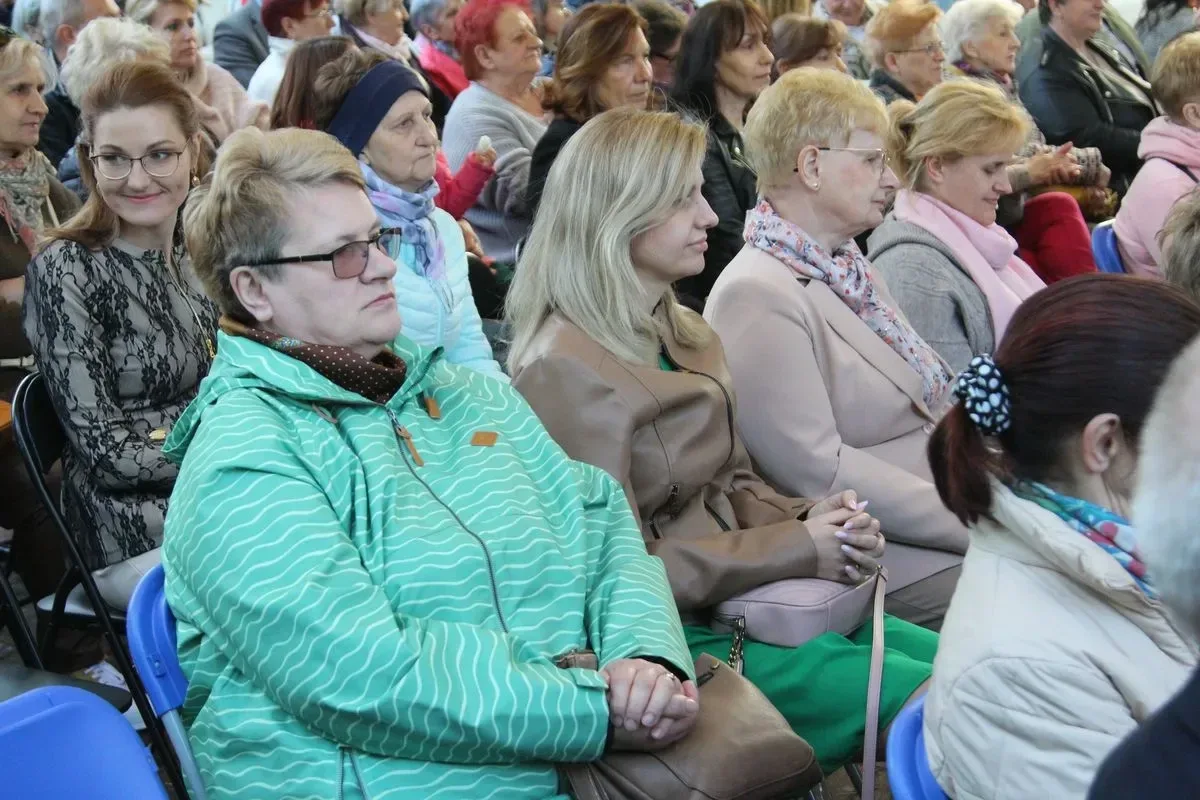 Olga Bończyk zaserwowała niezapomniany koncert z okazji jubileuszu 95-lecia biblioteki! (zdjęcia, wideo)