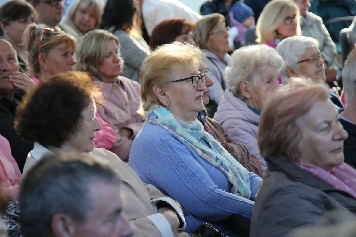 Olga Bończyk zaserwowała niezapomniany koncert z okazji jubileuszu 95-lecia biblioteki! (zdjęcia, wideo)