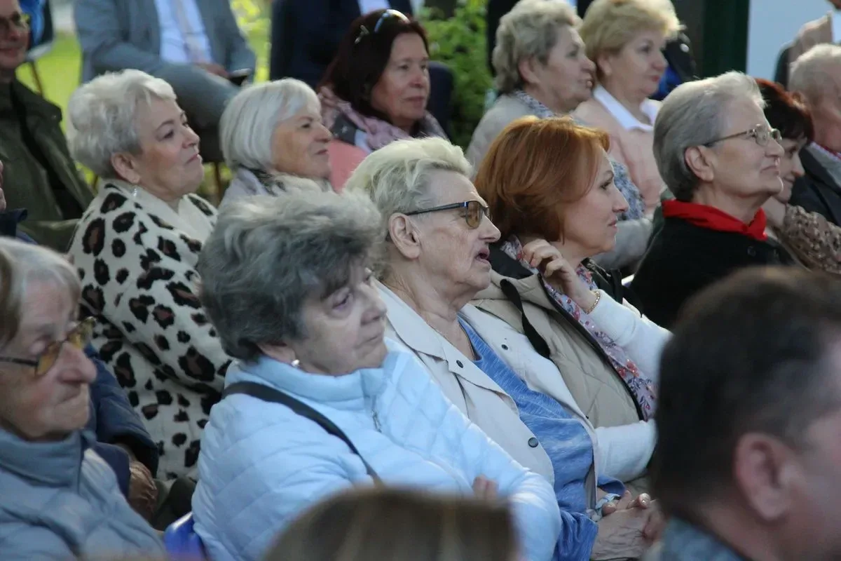 Olga Bończyk zaserwowała niezapomniany koncert z okazji jubileuszu 95-lecia biblioteki! (zdjęcia, wideo)