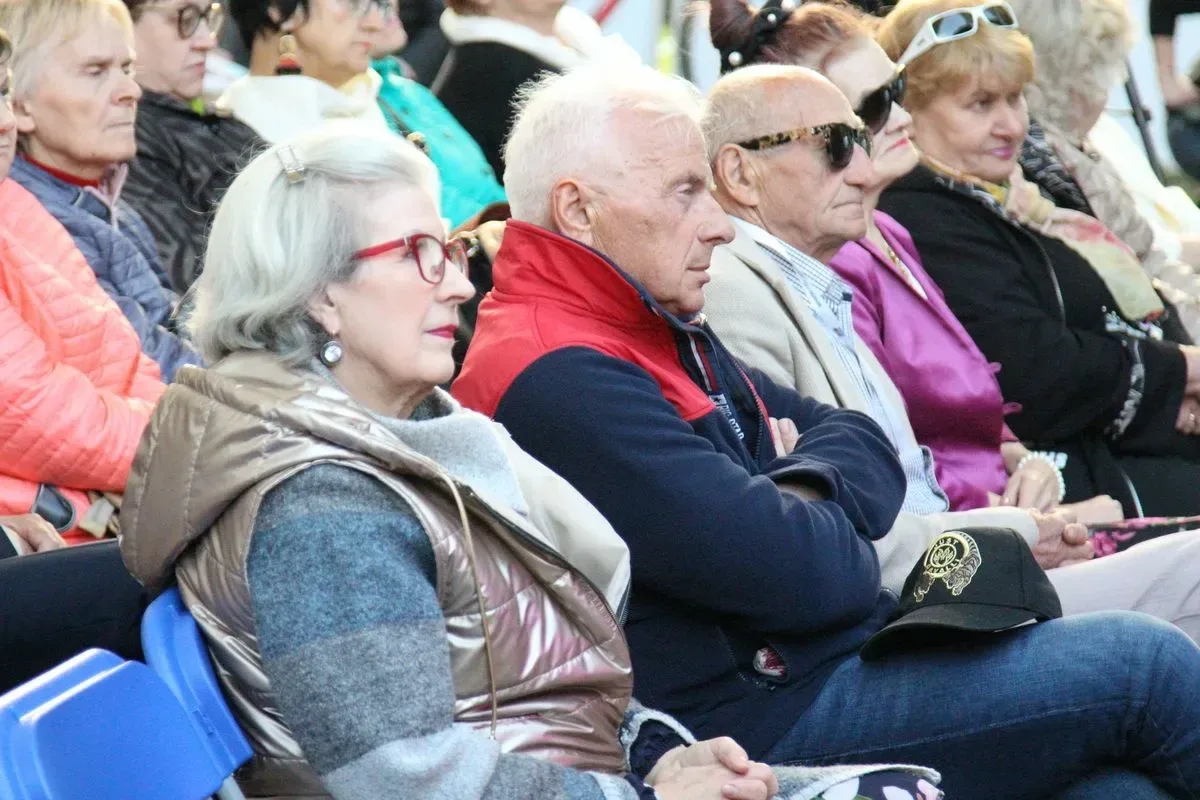 Olga Bończyk zaserwowała niezapomniany koncert z okazji jubileuszu 95-lecia biblioteki! (zdjęcia, wideo)