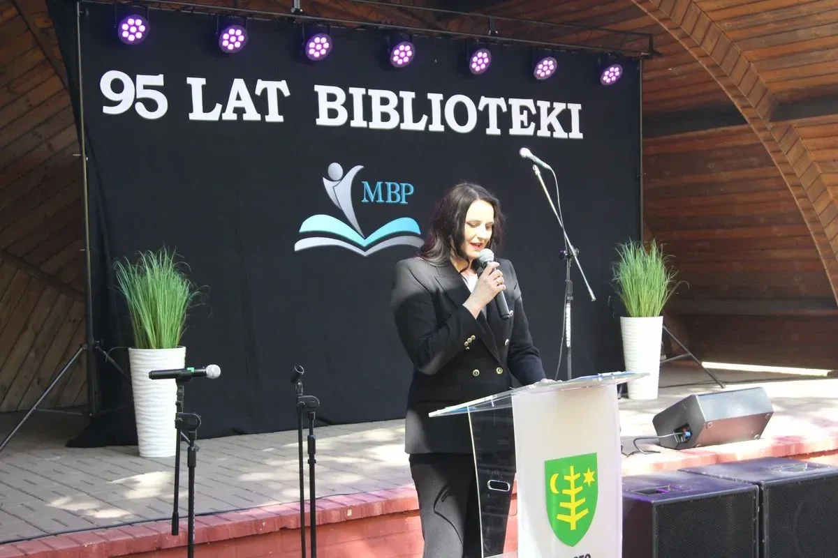 Miejska Biblioteka Publiczna w Ostrowi Mazowieckiej świętowała 95 lat istnienia (zdjęcia)
