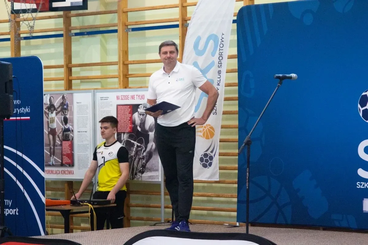 Olimpijscy mistrzowie wśród dzieci. Spotkanie z gwiazdami sportu w Bogutach-Piankach! (zdjęcia)
