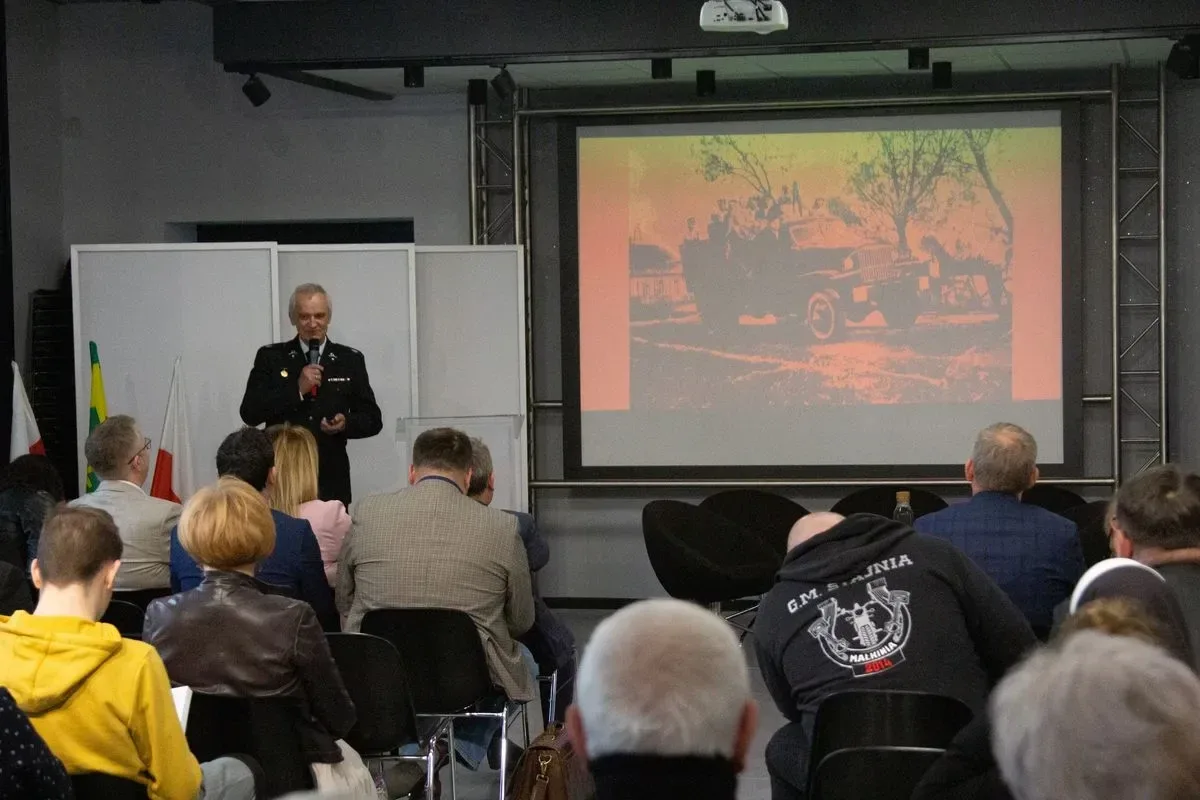 Kultura i historia powiatu ostrowskiego w centrum uwagi. Konferencja pt. "Pasja-Kultura-Dziedzictwo" (zdjęcia)