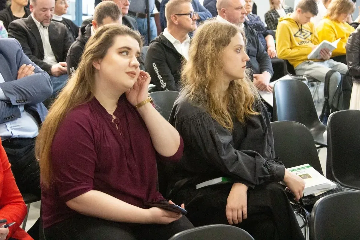 Kultura i historia powiatu ostrowskiego w centrum uwagi. Konferencja pt. "Pasja-Kultura-Dziedzictwo" (zdjęcia)