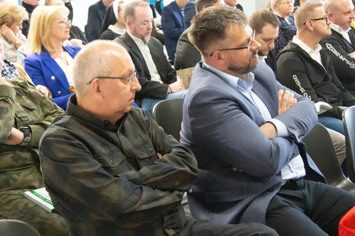 Kultura i historia powiatu ostrowskiego w centrum uwagi. Konferencja pt. "Pasja-Kultura-Dziedzictwo" (zdjęcia)