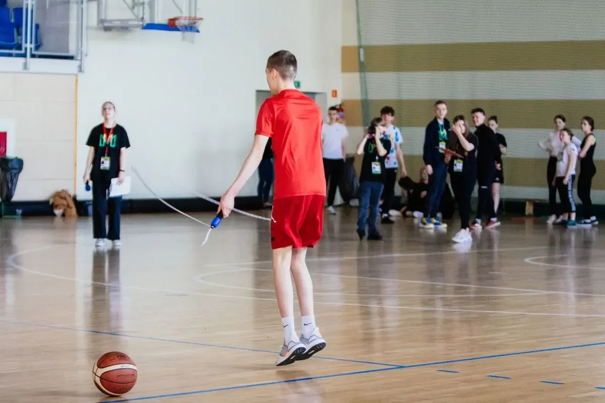 Uczniowie walczyli o zwycięstwo w Młodzieżowych Bitwach Szkół (zdjęcia)