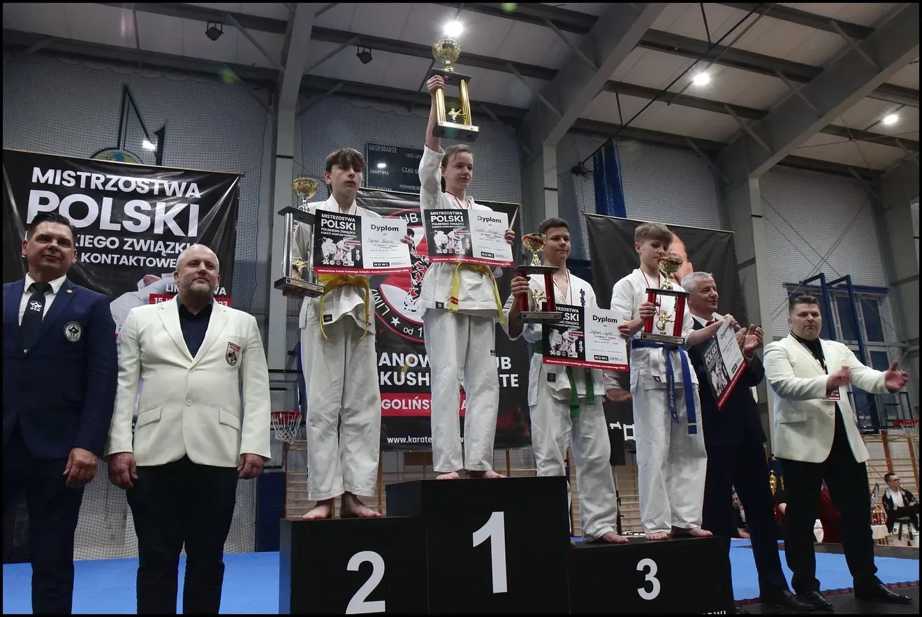 Cydejko mistrzem Polski. Chrobot ze srebrem. Podbielski, Wielądek, Grabowski z brązem (zdjęcia)
