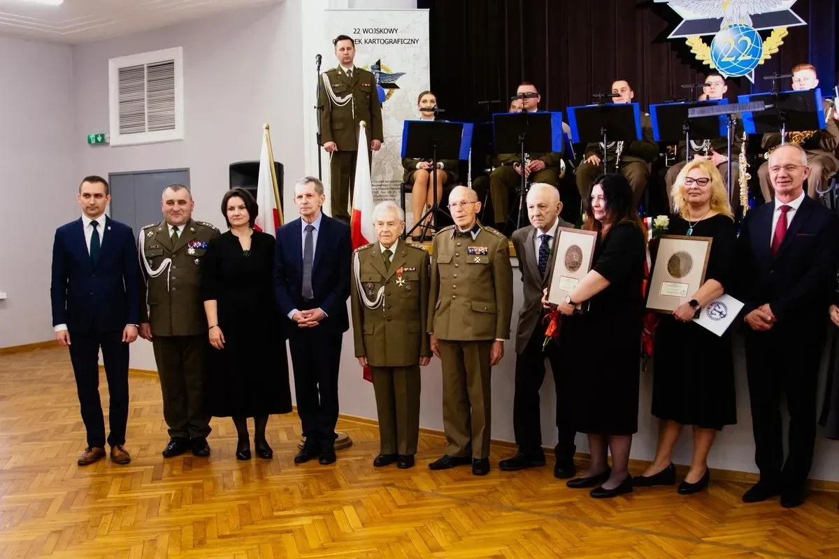Uroczyste wręczenie nagrody im. Danuty Siedzikówny "Inki" w Komorowie (zdjęcia, wideo)