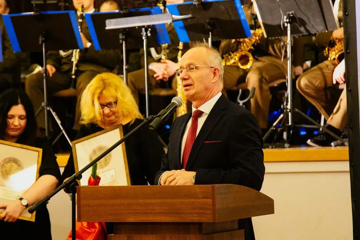 Uroczyste wręczenie nagrody im. Danuty Siedzikówny "Inki" w Komorowie (zdjęcia, wideo)