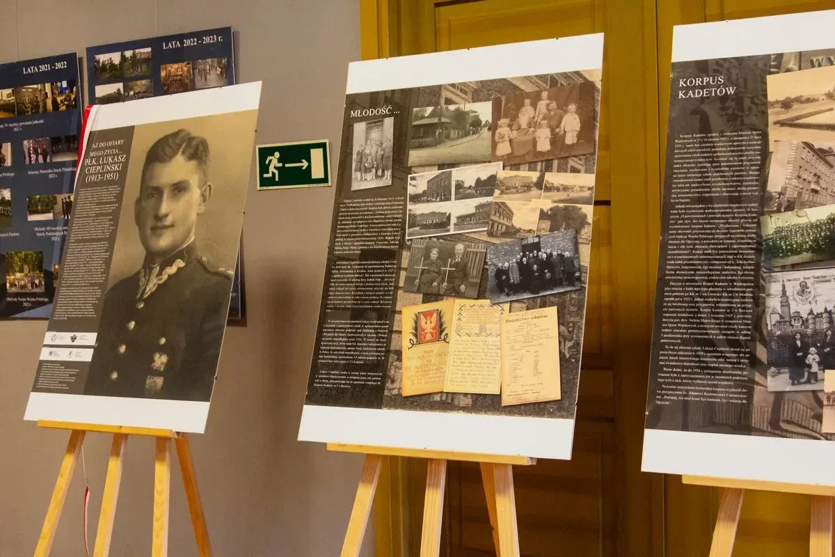 Uroczyste wręczenie nagrody im. Danuty Siedzikówny "Inki" w Komorowie (zdjęcia, wideo)