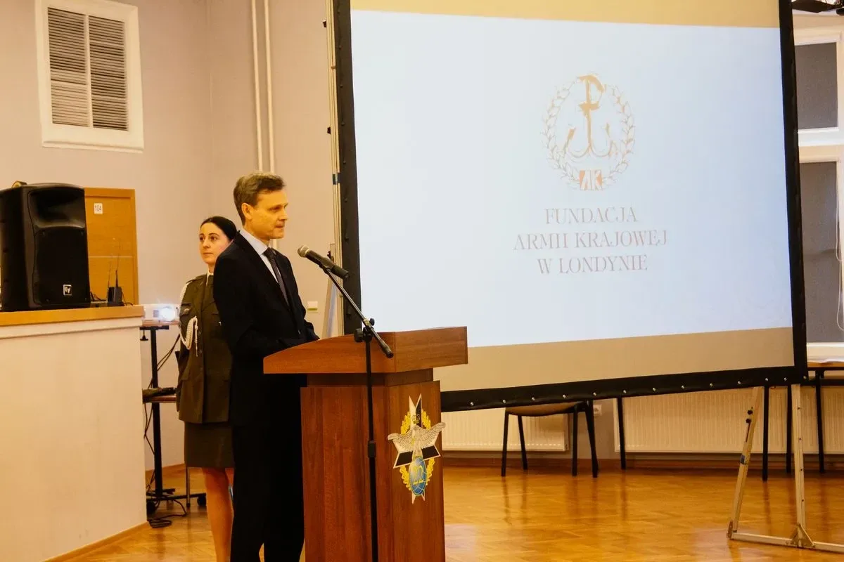 Uroczyste wręczenie nagrody im. Danuty Siedzikówny "Inki" w Komorowie (zdjęcia, wideo)