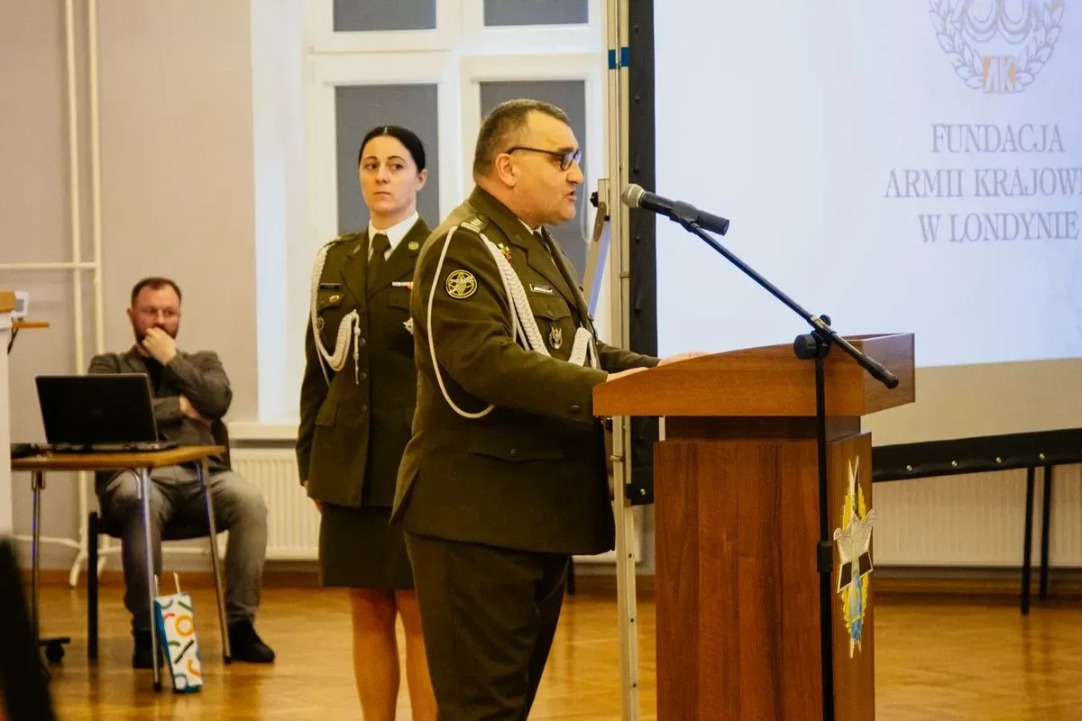 Uroczyste wręczenie nagrody im. Danuty Siedzikówny "Inki" w Komorowie (zdjęcia, wideo)
