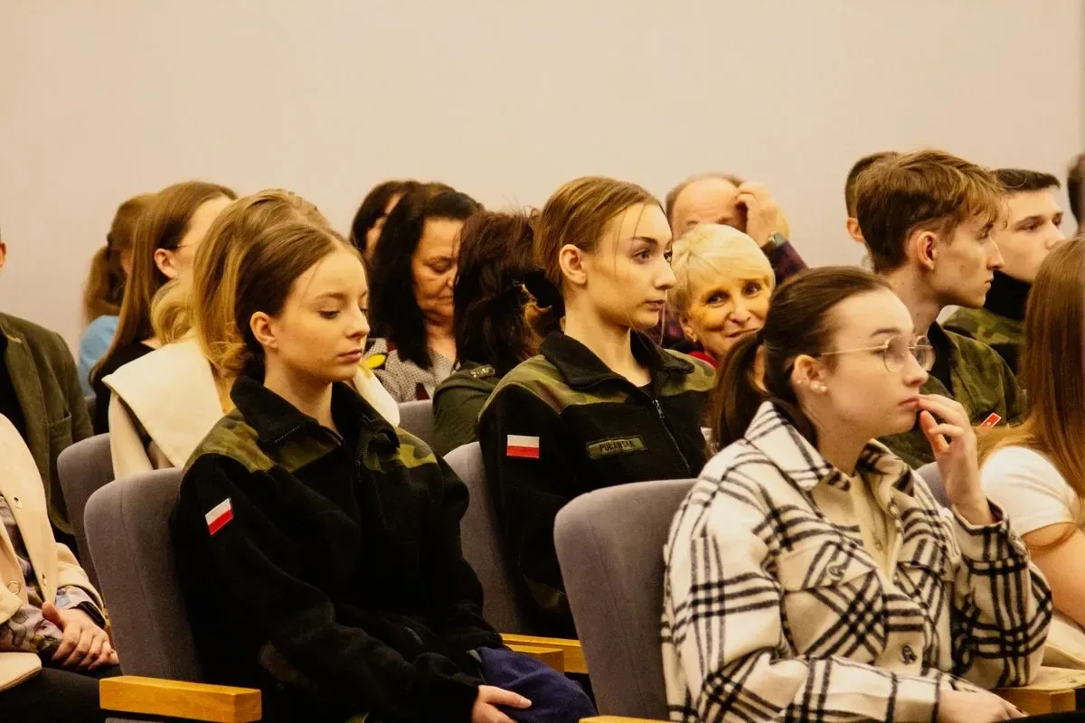 Uroczyste wręczenie nagrody im. Danuty Siedzikówny "Inki" w Komorowie (zdjęcia, wideo)
