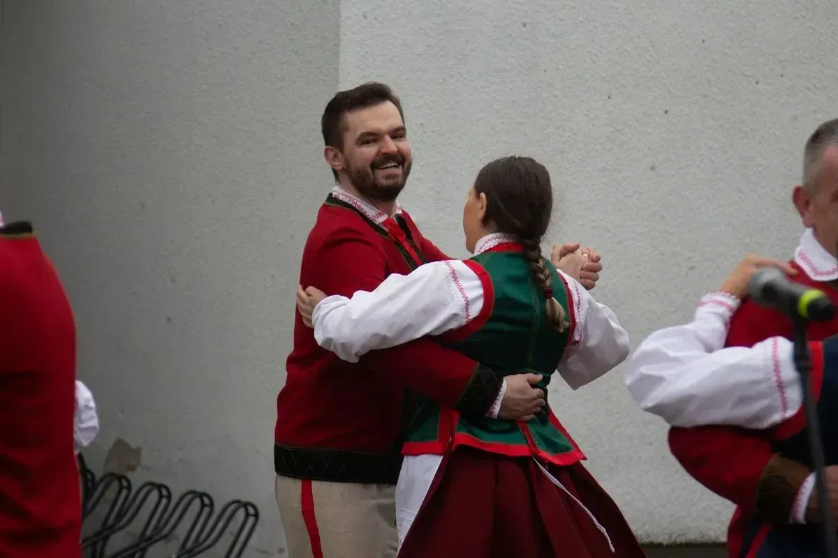 Jarmark Wielkanocny w Ostrowi Mazowieckiej – pyszne smaki i wspaniała zabawa! (zdjęcia, wideo)