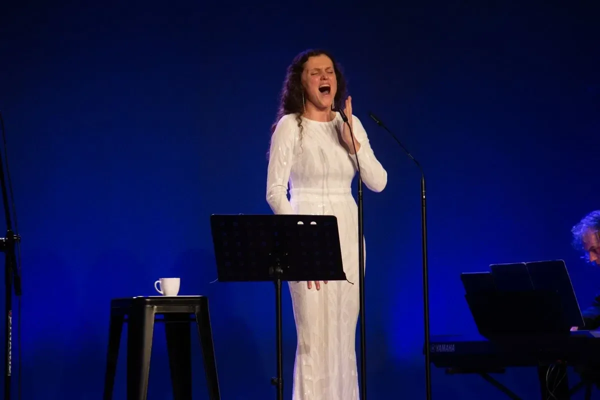 Dorota Zysik w Kinie Ostrovia. Koncert pełen wdzięczności i piękna (zdjęcia, wideo)