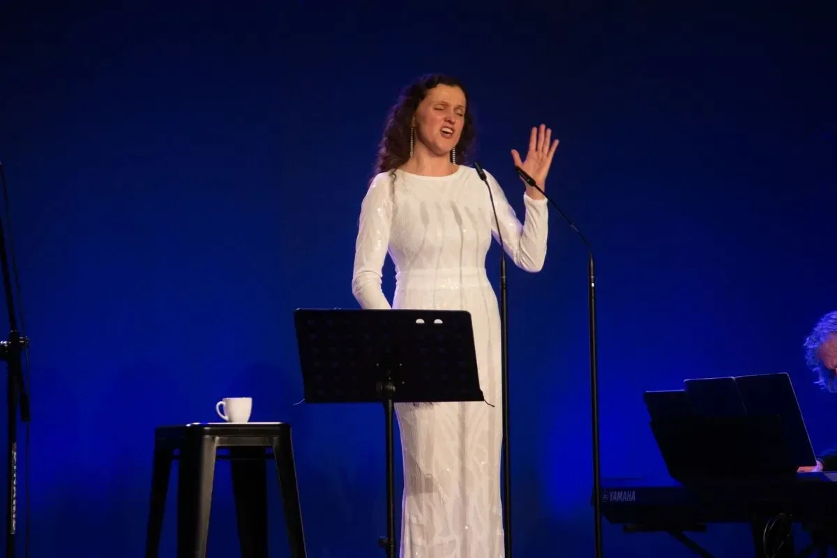 Dorota Zysik w Kinie Ostrovia. Koncert pełen wdzięczności i piękna (zdjęcia, wideo)