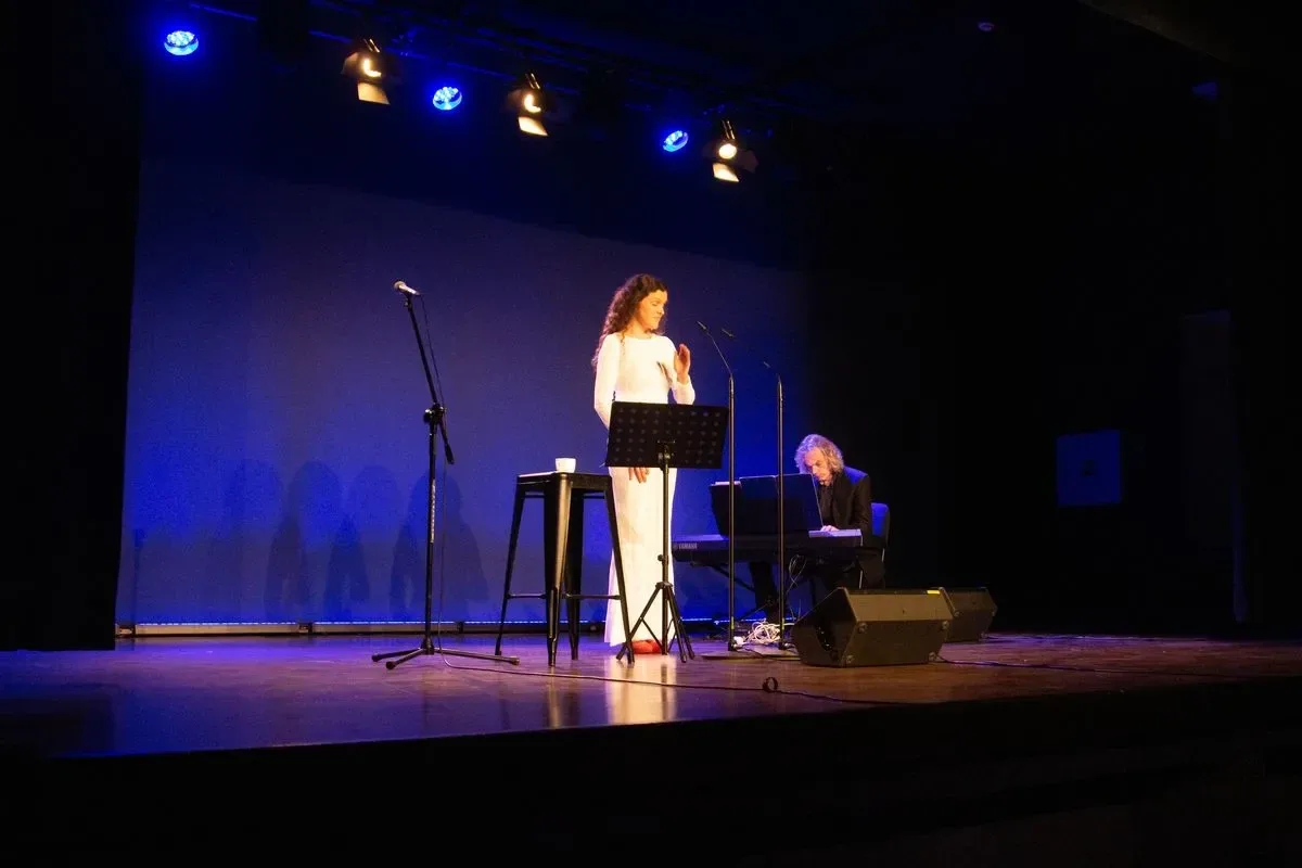 Dorota Zysik w Kinie Ostrovia. Koncert pełen wdzięczności i piękna (zdjęcia, wideo)