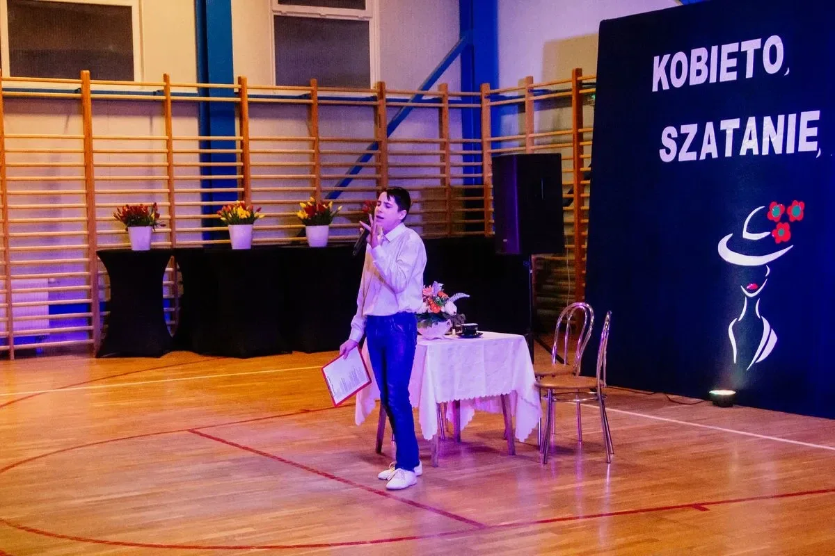 Dzień Kobiet w Szulborzu Wielkim: Świętowanie, zabawa i rozbawione twarze! (zdjęcia, wideo)