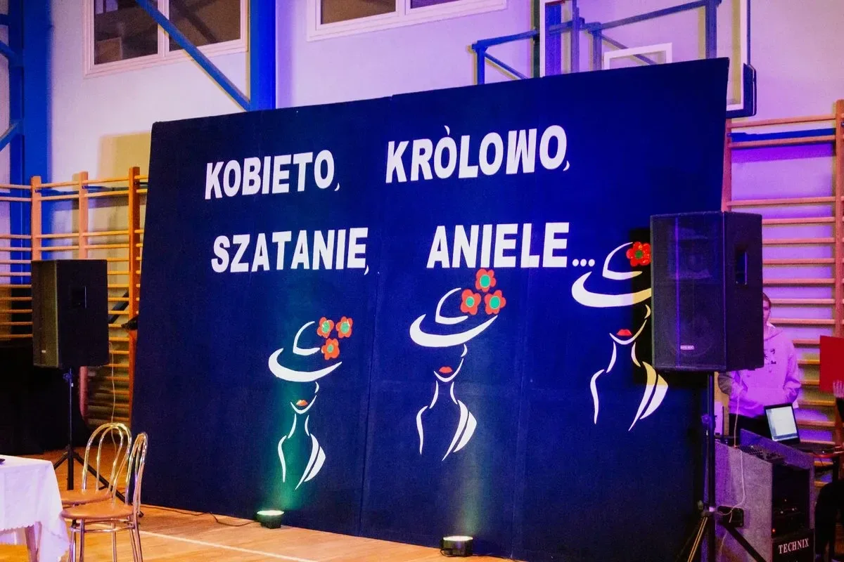 Dzień Kobiet w Szulborzu Wielkim: Świętowanie, zabawa i rozbawione twarze! (zdjęcia, wideo)