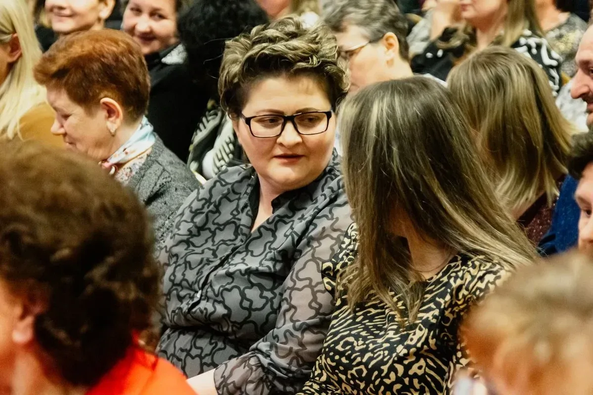 Dzień Kobiet w Szulborzu Wielkim: Świętowanie, zabawa i rozbawione twarze! (zdjęcia, wideo)