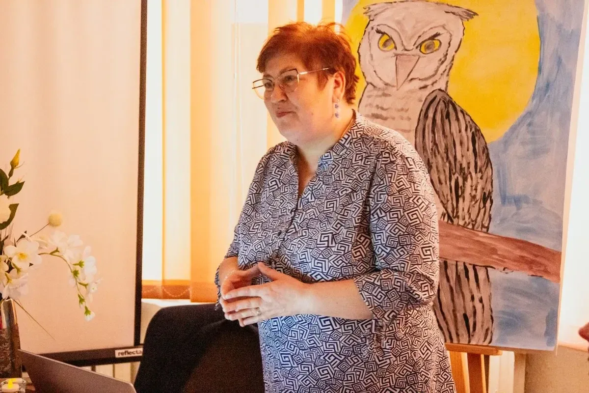 Pyszne ciasto i miła atmosfera - podsumowanie spotkania w Gminnej Bibliotece Publicznej w Małkini Górnej (zdjęcia, wideo)