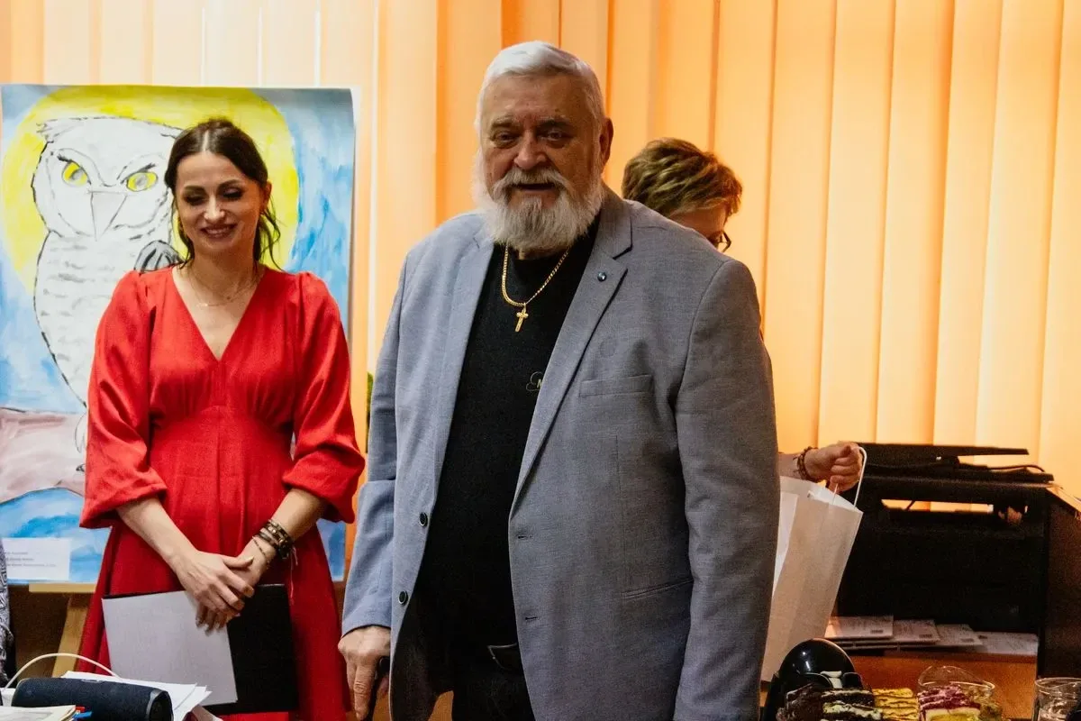 Pyszne ciasto i miła atmosfera - podsumowanie spotkania w Gminnej Bibliotece Publicznej w Małkini Górnej (zdjęcia, wideo)