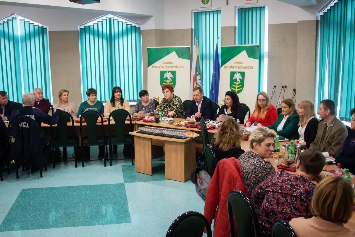 Wójt gminy Ostrów Mazowiecka spotkał się z sołtysami (zdjęcia)