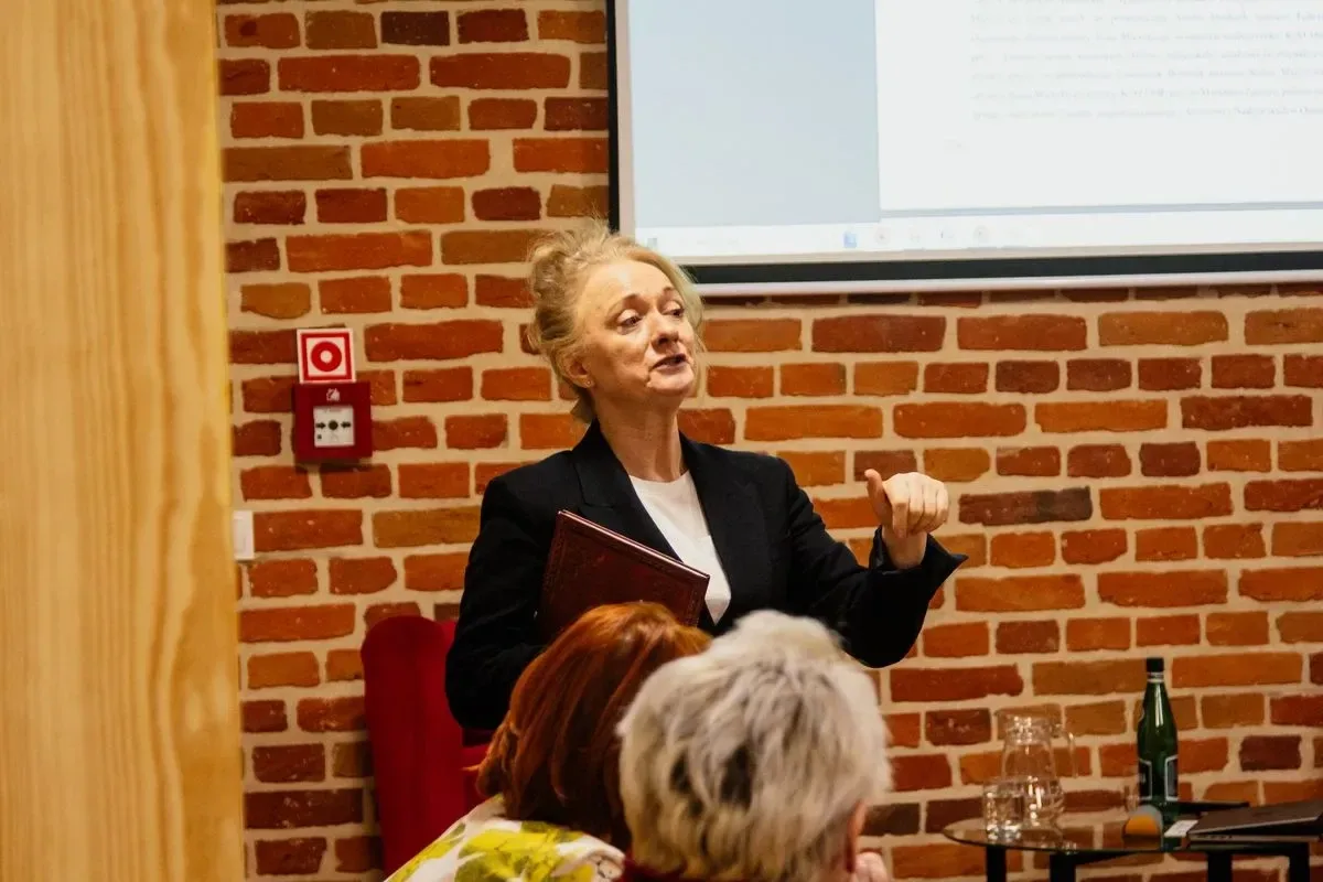 Ostrowianie poznali historię swoich nazwisk podczas warsztatów genealogicznych "Skąd nasz ród?" (zdjęcia)