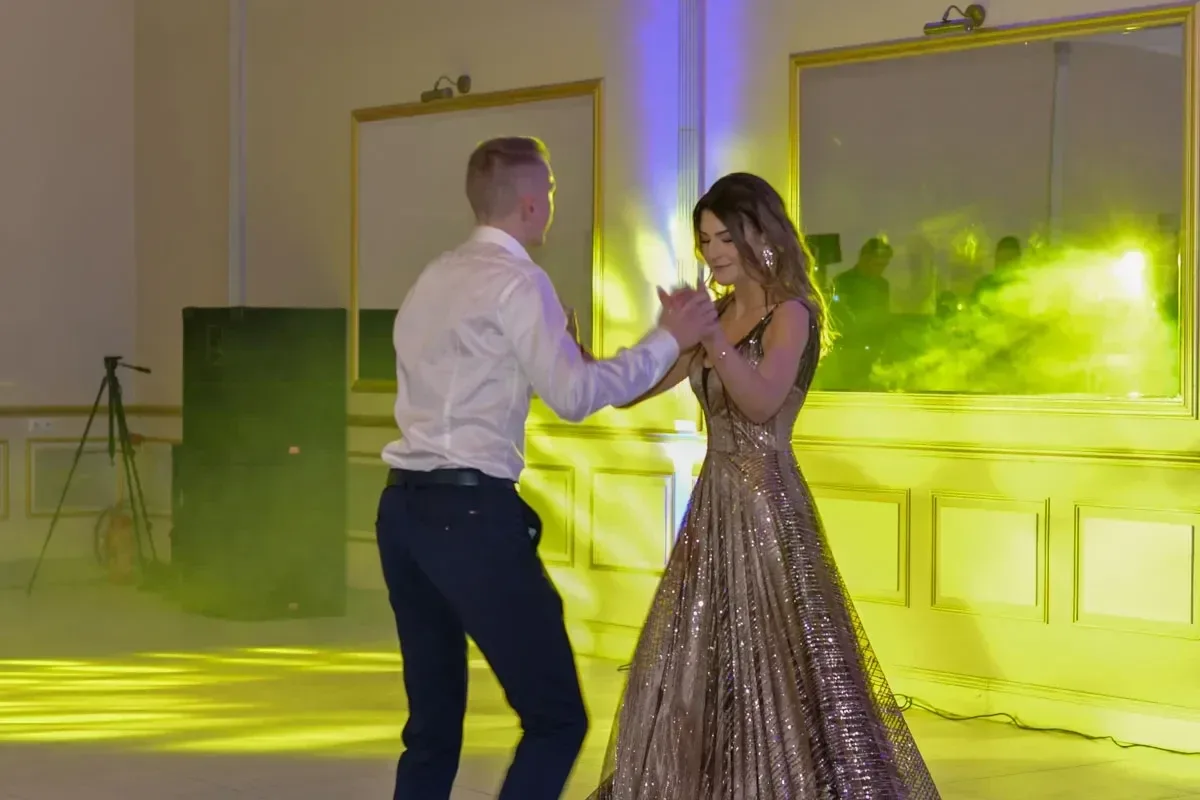 Maturzyści "Ekonomika" bawili się na studniówce (zdjęcia, wideo)