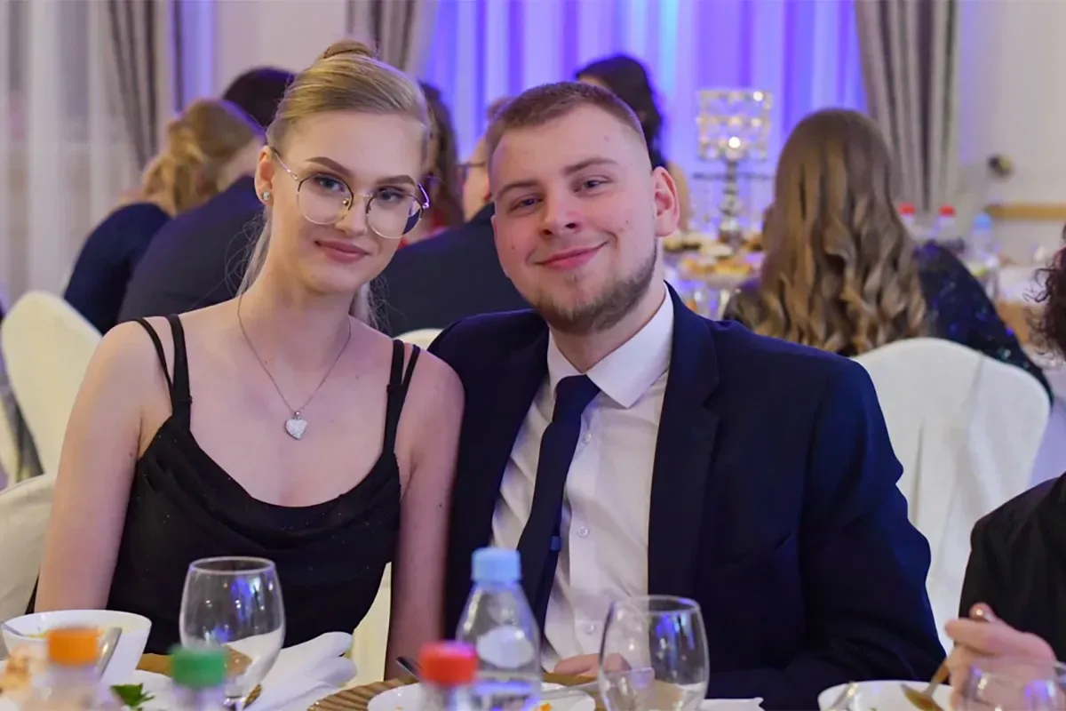 Maturzyści "Ekonomika" bawili się na studniówce (zdjęcia, wideo)