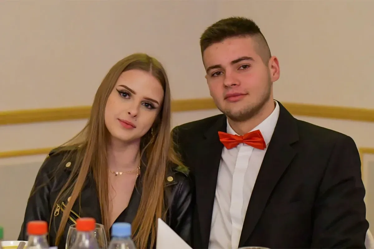 Maturzyści "Ekonomika" bawili się na studniówce (zdjęcia, wideo)