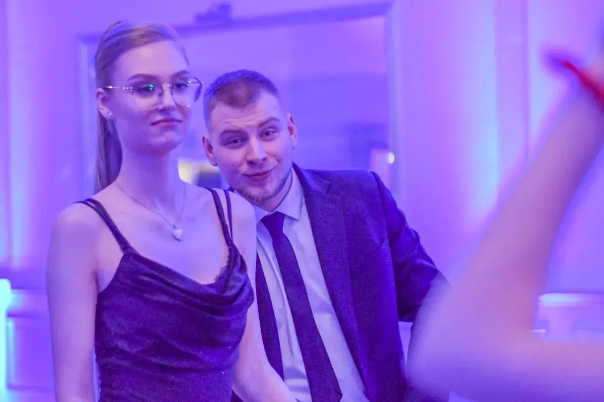 Maturzyści "Ekonomika" bawili się na studniówce (zdjęcia, wideo)