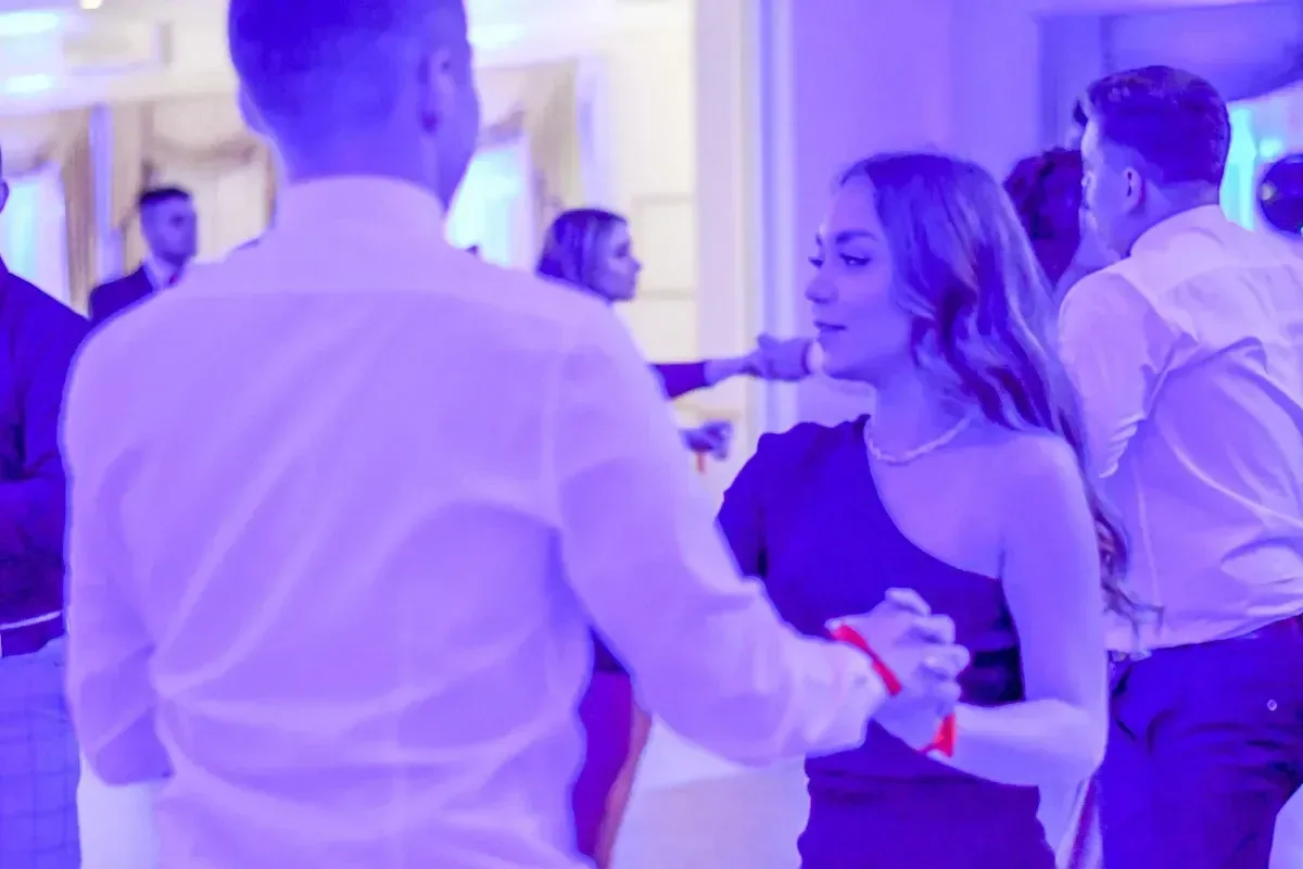 Maturzyści "Ekonomika" bawili się na studniówce (zdjęcia, wideo)