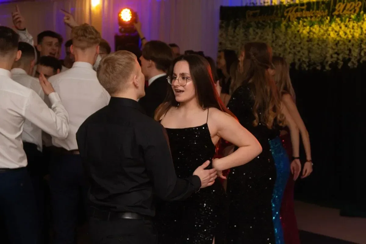 Studniówka Liceum Ogólnokształcącego im. Mikołaja Kopernika w Ostrowi Mazowieckiej! (zdjęcia, wideo)