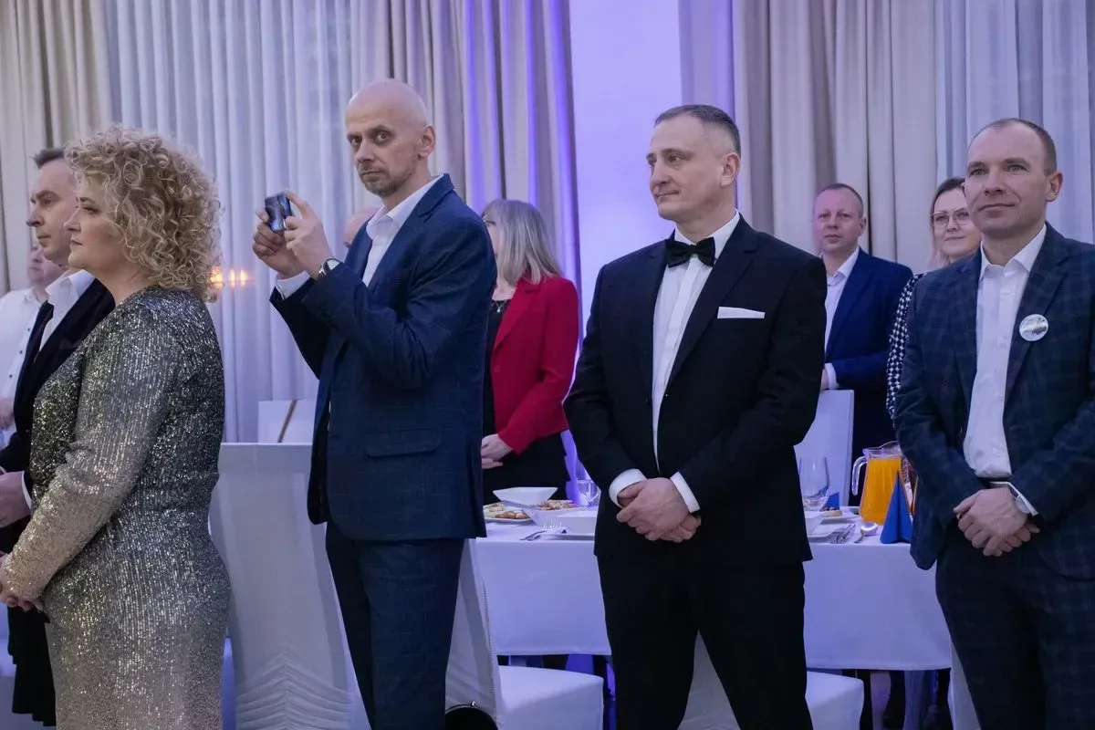 Maturzyści z ZSCKR w Starym Lubiejewie świętowali swój bal w "Euforii" (zdjęcia, wideo)