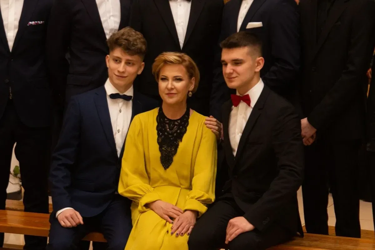 Studniówka Liceum Ogólnokształcącego im. Mikołaja Kopernika w Ostrowi Mazowieckiej! (zdjęcia, wideo)