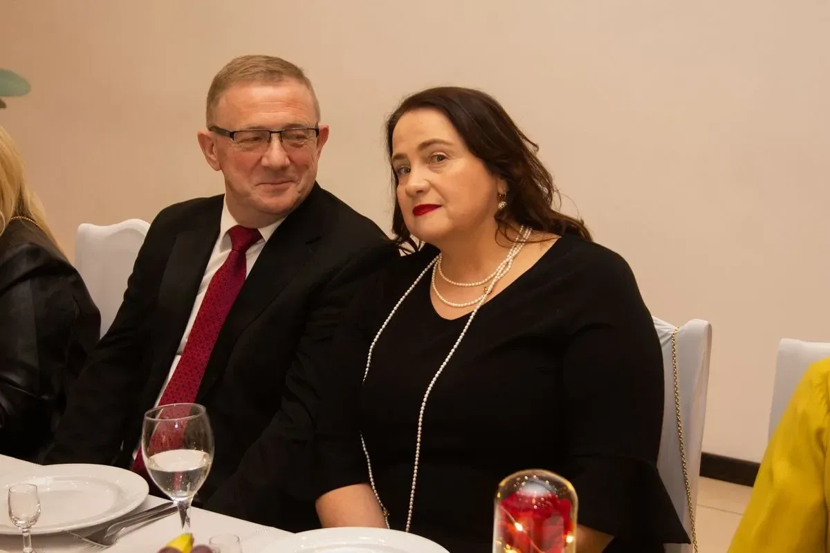 Studniówka Liceum Ogólnokształcącego im. Mikołaja Kopernika w Ostrowi Mazowieckiej! (zdjęcia, wideo)