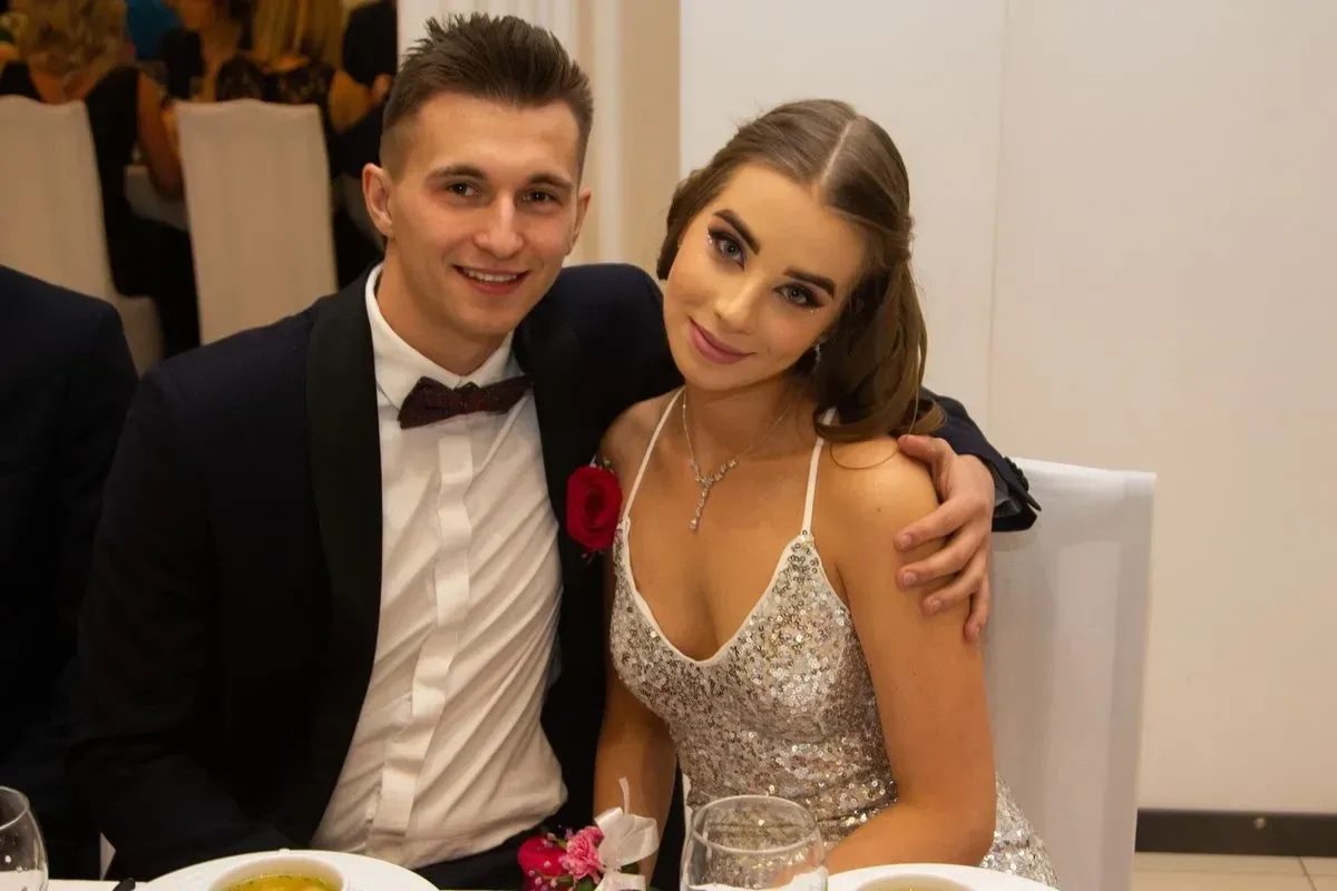 Studniówka Liceum Ogólnokształcącego im. Mikołaja Kopernika w Ostrowi Mazowieckiej! (zdjęcia, wideo)