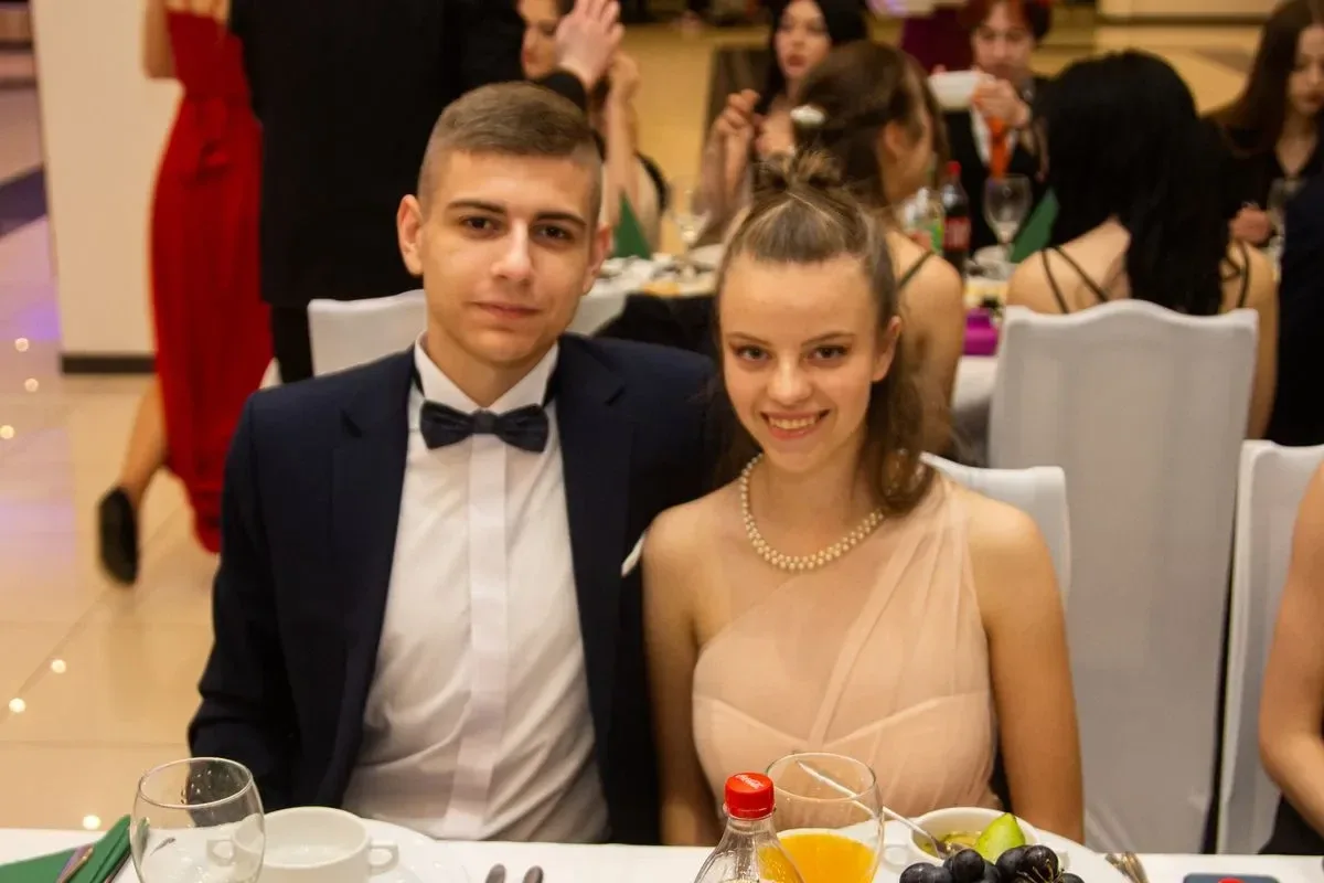 Studniówka Liceum Ogólnokształcącego im. Mikołaja Kopernika w Ostrowi Mazowieckiej! (zdjęcia, wideo)