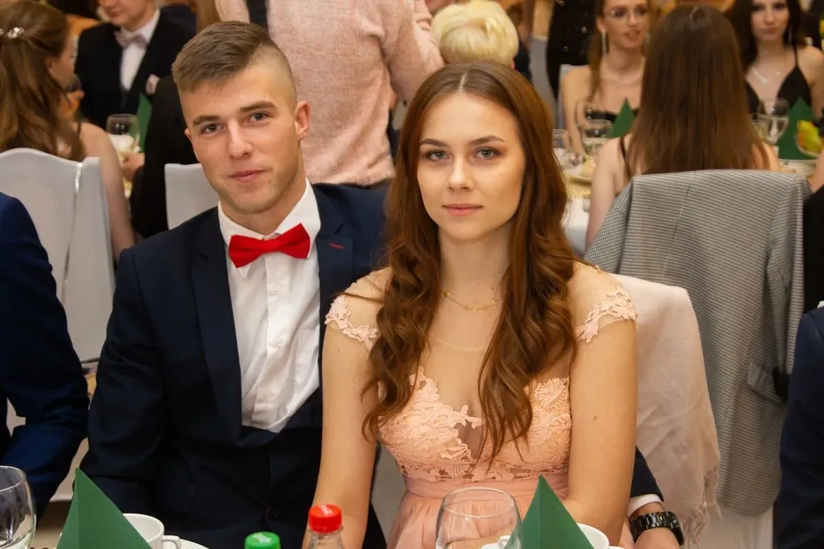 Studniówka Liceum Ogólnokształcącego im. Mikołaja Kopernika w Ostrowi Mazowieckiej! (zdjęcia, wideo)