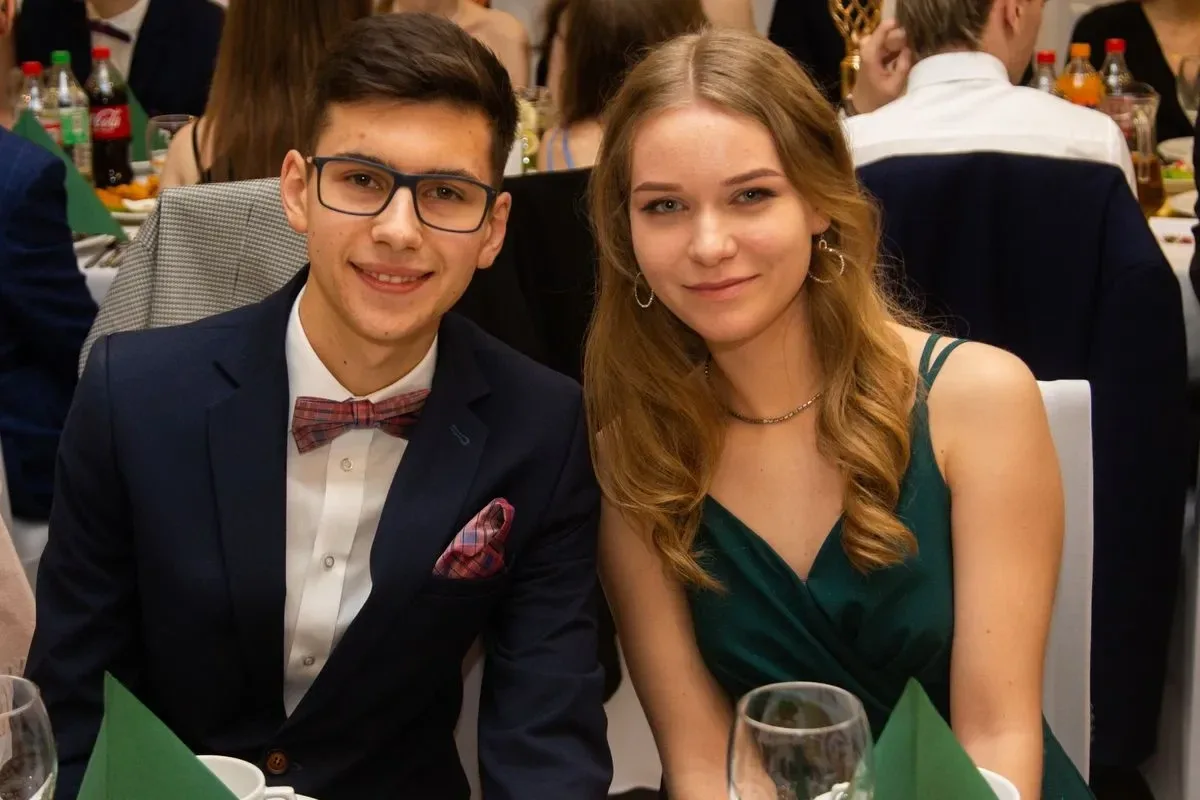 Studniówka Liceum Ogólnokształcącego im. Mikołaja Kopernika w Ostrowi Mazowieckiej! (zdjęcia, wideo)