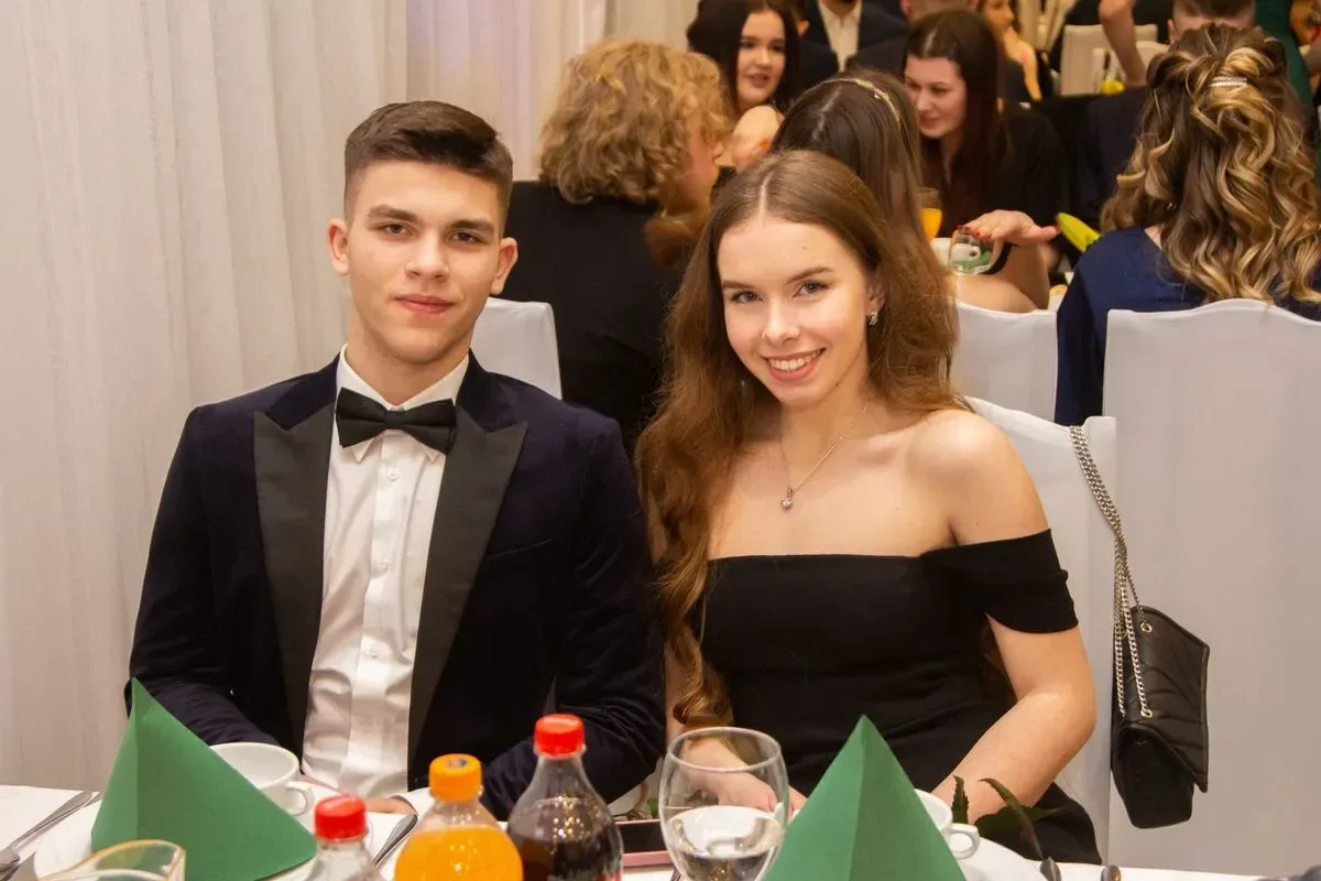 Studniówka Liceum Ogólnokształcącego im. Mikołaja Kopernika w Ostrowi Mazowieckiej! (zdjęcia, wideo)