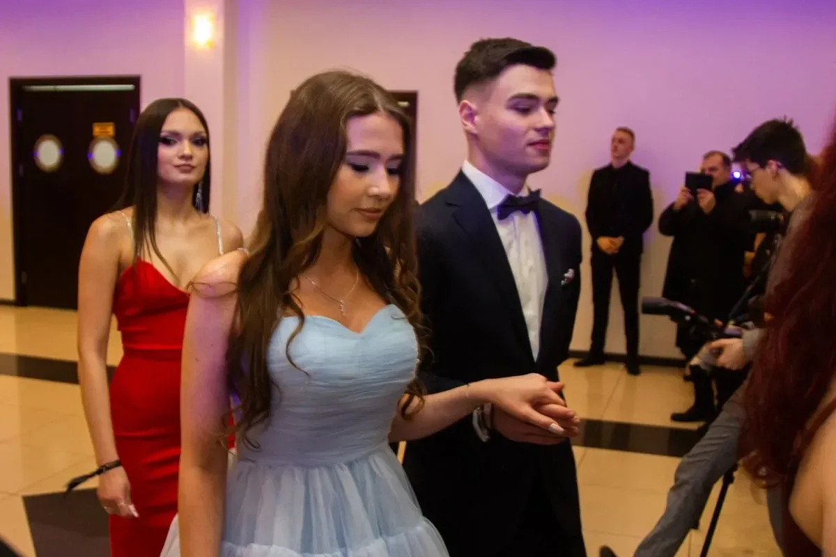 Studniówka Liceum Ogólnokształcącego im. Mikołaja Kopernika w Ostrowi Mazowieckiej! (zdjęcia, wideo)