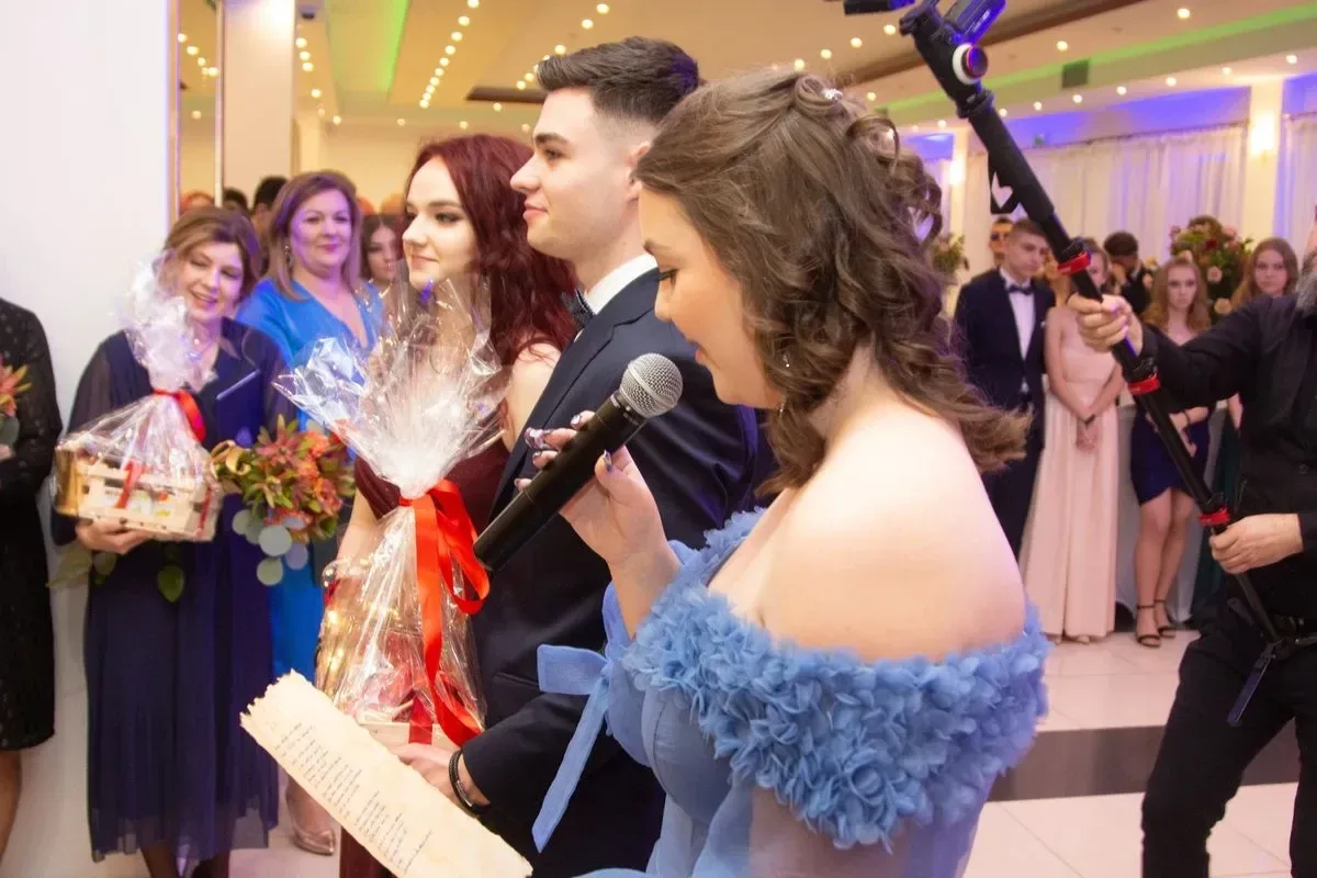 Studniówka Liceum Ogólnokształcącego im. Mikołaja Kopernika w Ostrowi Mazowieckiej! (zdjęcia, wideo)