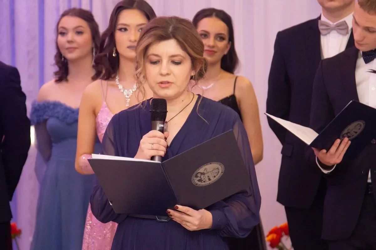 Studniówka Liceum Ogólnokształcącego im. Mikołaja Kopernika w Ostrowi Mazowieckiej! (zdjęcia, wideo)
