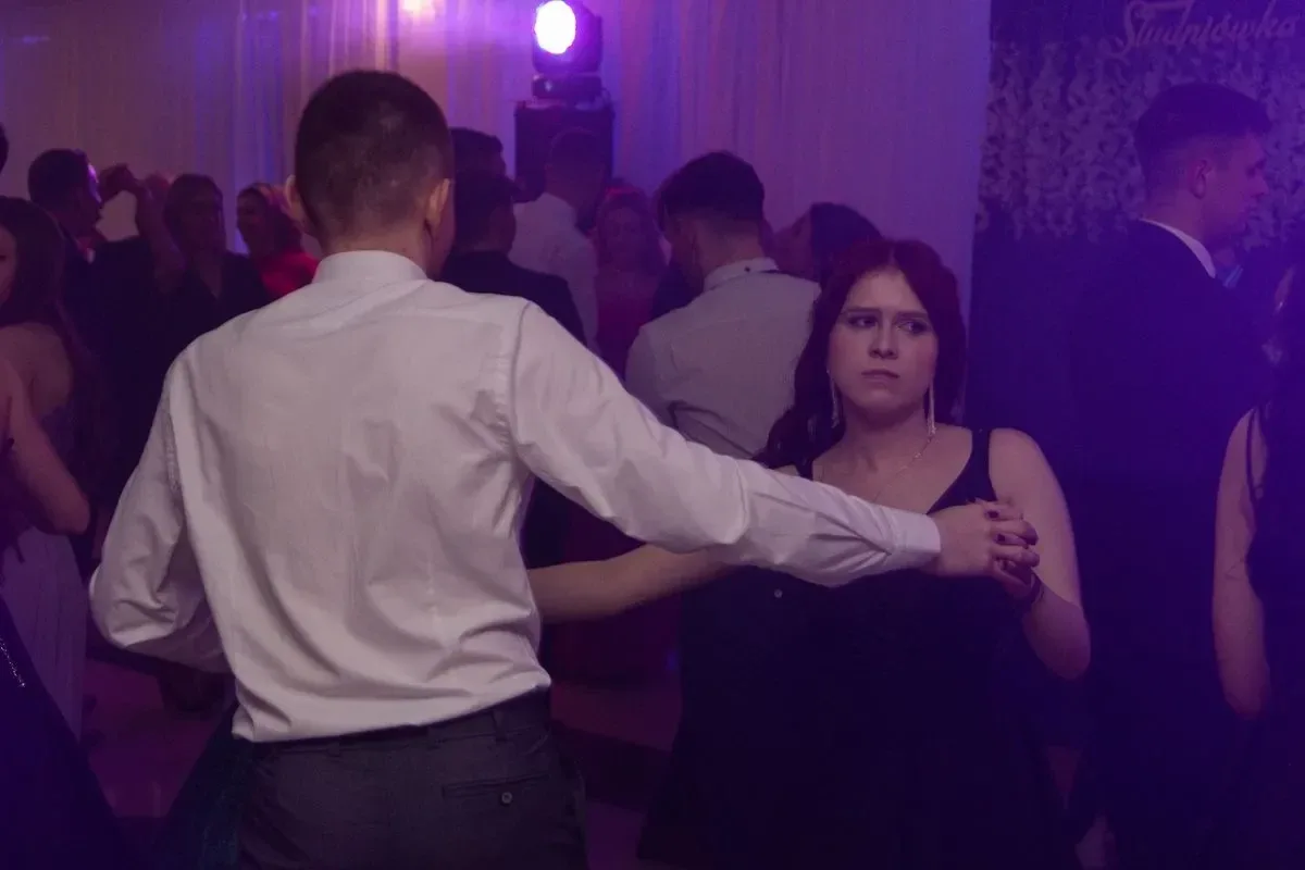Studniówka Liceum Ogólnokształcącego im. Mikołaja Kopernika w Ostrowi Mazowieckiej! (zdjęcia, wideo)